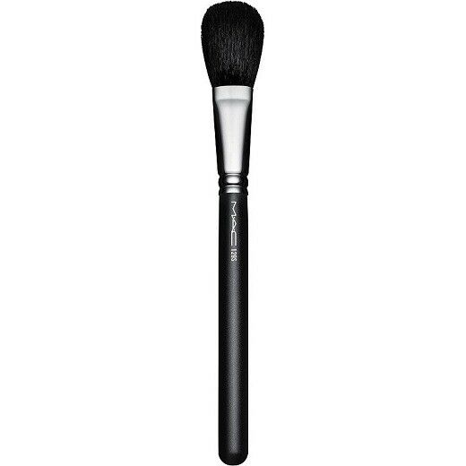 Mac Cosmetics / 129 Synthetic Powder / Blush Brush
